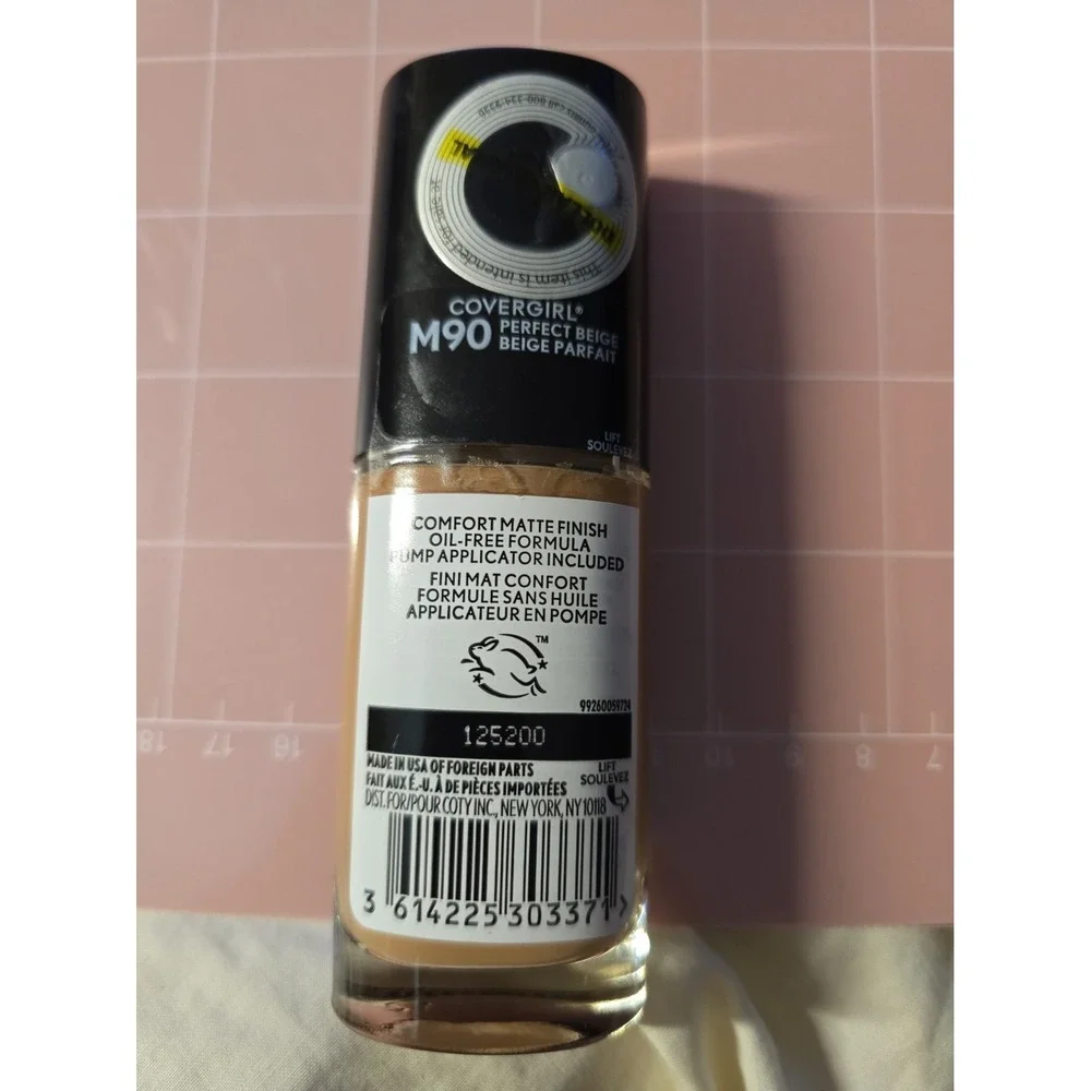 Covergirl Trublend Matte Made Liquid Foundation Glass Bottle M90 Perfect Beige
